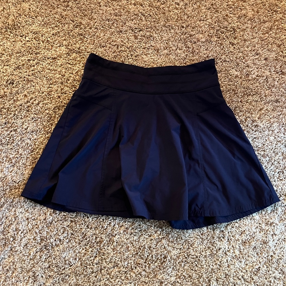 Athleta navy tennis skirt size 4